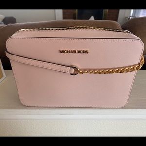 Brand New Michael Kors Jetset purse